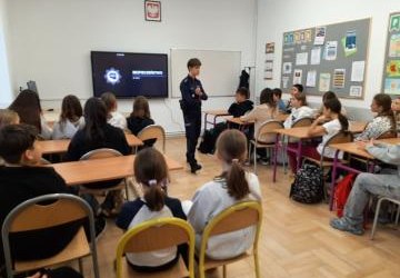 Zajęcia proflaktyczne z funkcjonariuszami CBZC