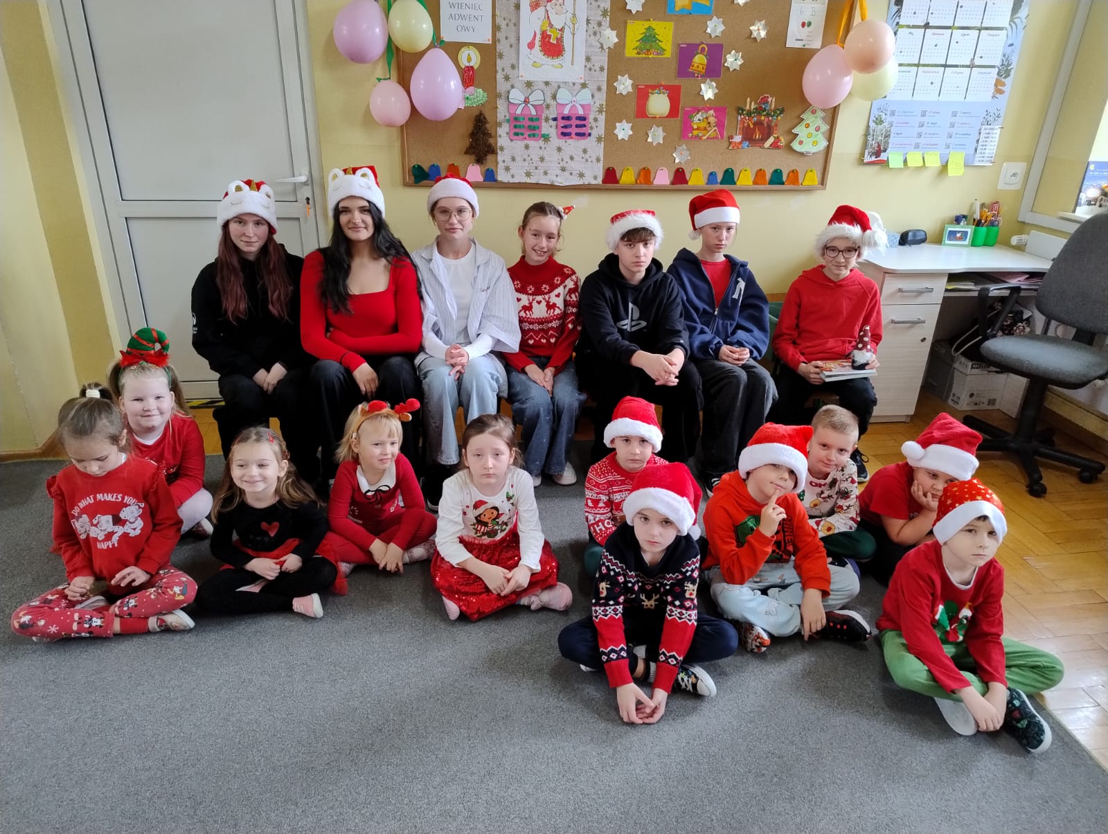 Mikołajkowe czytanie w przedszkolu