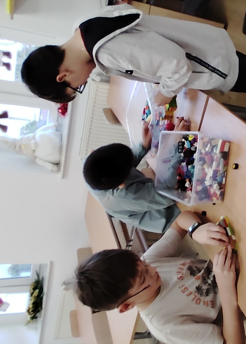 Zajęcia proekologiczne w klasie 4 w ramach projektu 