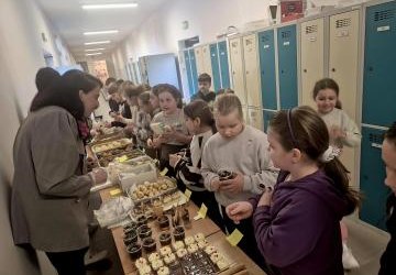 Kiermasz słodkości klasy 3