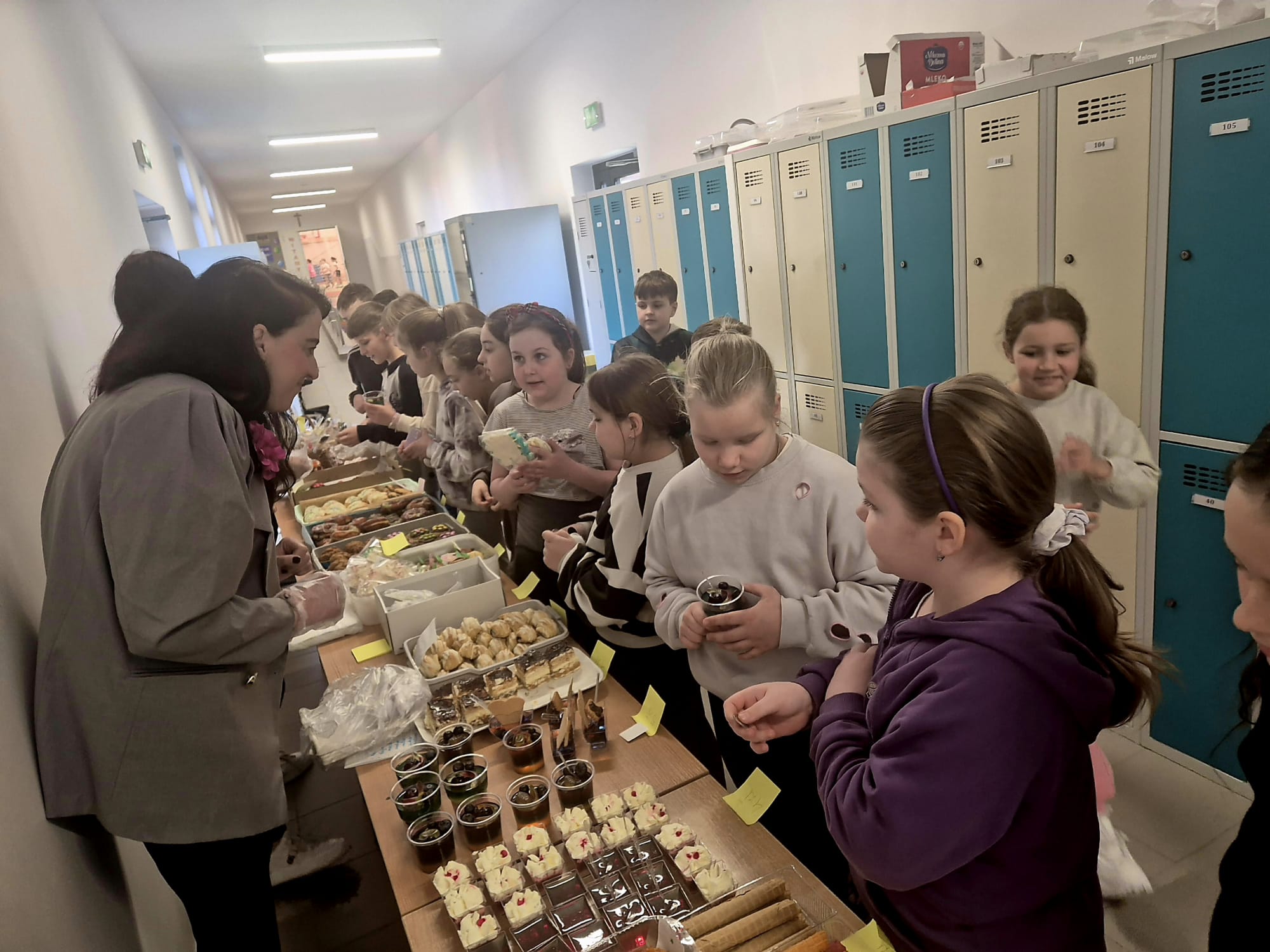 Kiermasz słodkości klasy 3