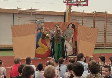 Przedstawienie teatru Eden pt. 