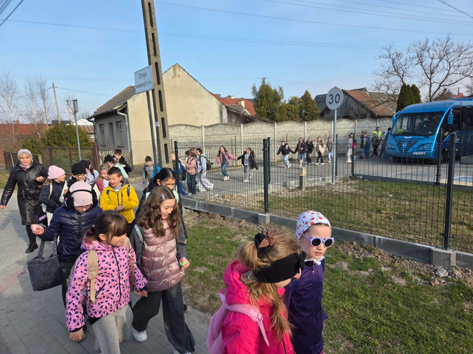 Wycieczka klas 1-3 do kina Zorza